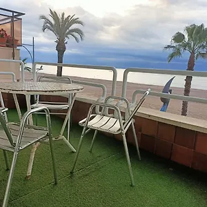 Appartement Piso Jover Mayores De 25 Anos !!, Lloret de Mar