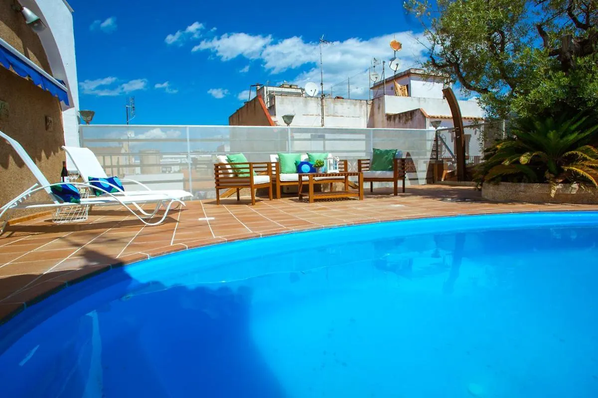 Al32 - Atico Con Piscina Privada 200M De La Playa Apartment Lloret de Mar Spain